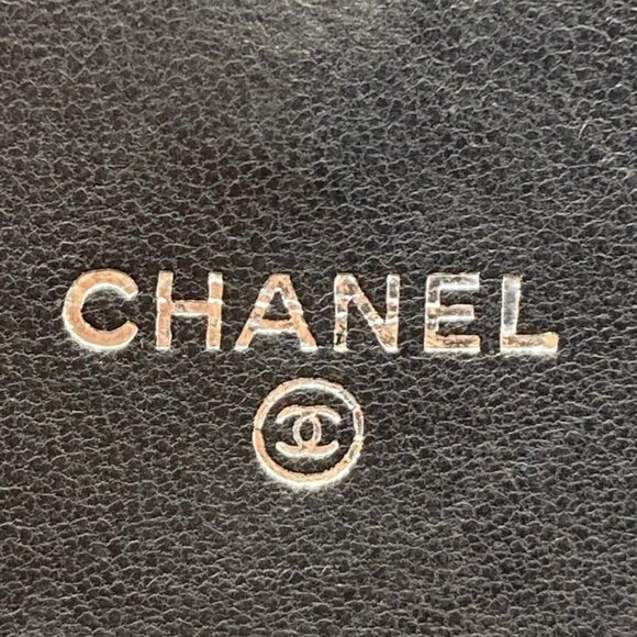 🖤Authentic CHANEL CC Logo Camellia Wallet with FREE Chain on wallet insert🖤 - Picture 3 of 7